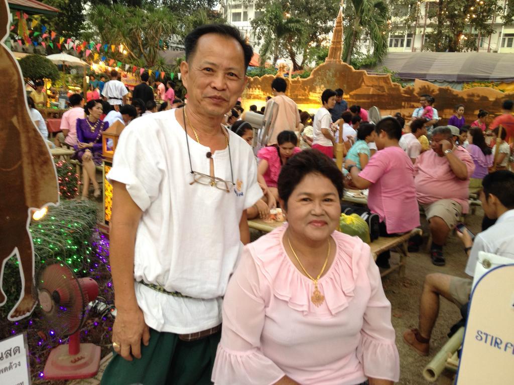 The Little Lopburi Village 외부 사진