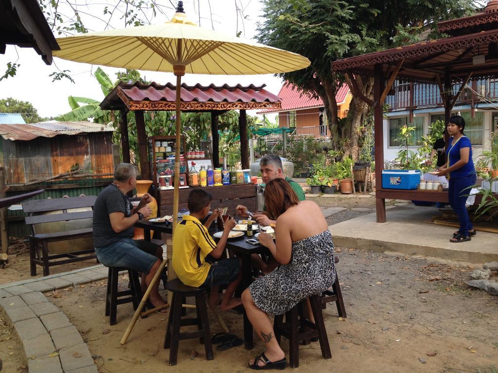 The Little Lopburi Village 외부 사진