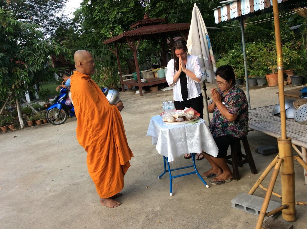 The Little Lopburi Village 외부 사진