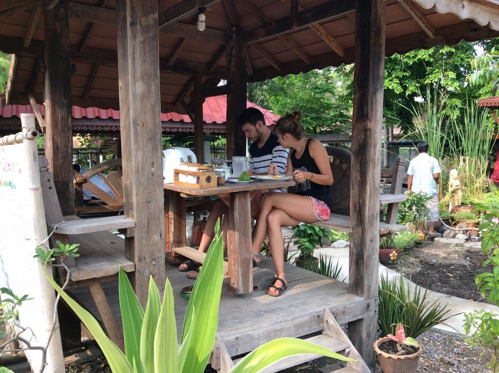 The Little Lopburi Village 외부 사진