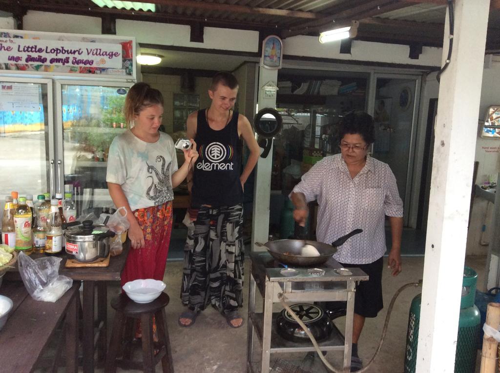 The Little Lopburi Village 외부 사진