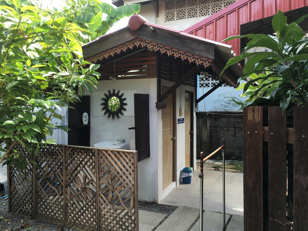 The Little Lopburi Village 외부 사진